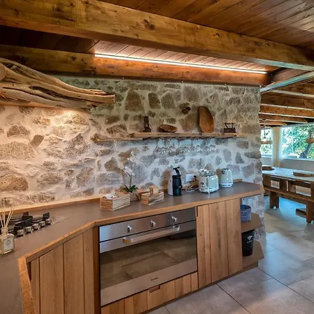 Tre Nibbari Apartamento